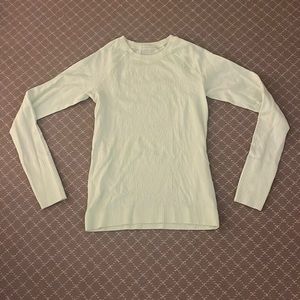 Lululemon long sleeve shirt
